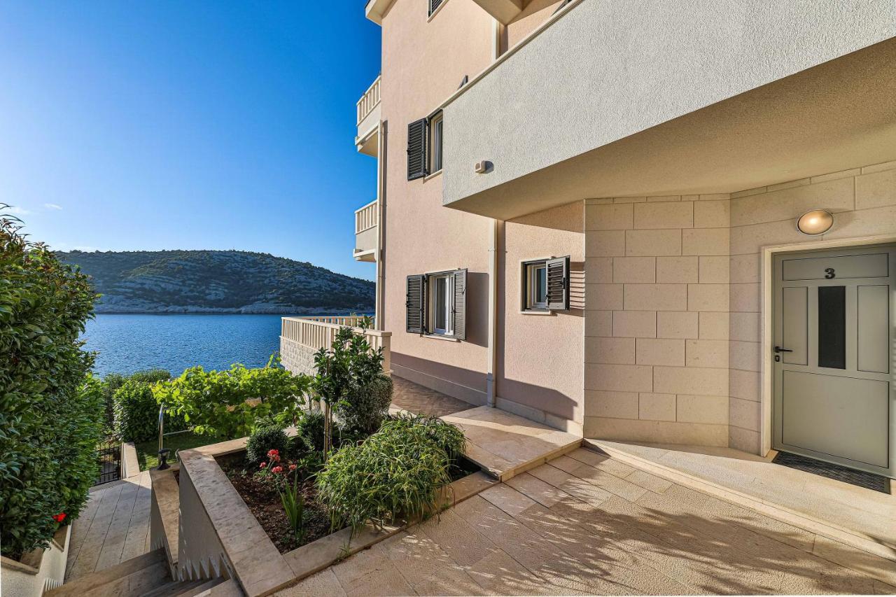 Rajcic Apartments Rogoznica  Exteriör bild