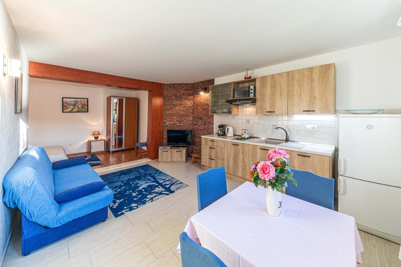 Rajcic Apartments Rogoznica  Exteriör bild