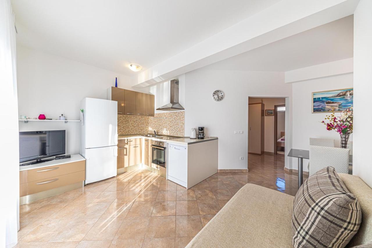 Rajcic Apartments Rogoznica  Exteriör bild