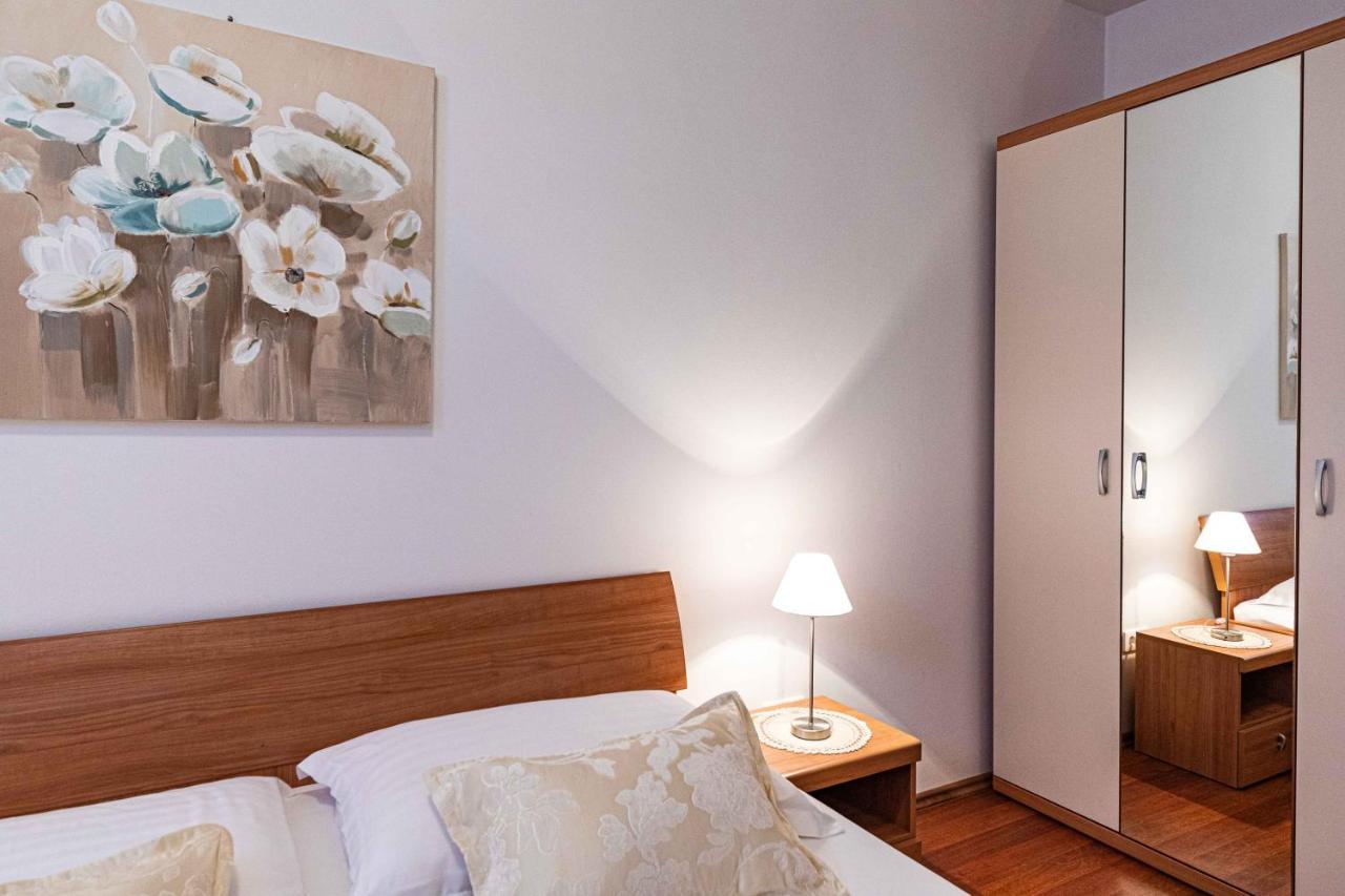Rajcic Apartments Rogoznica  Exteriör bild