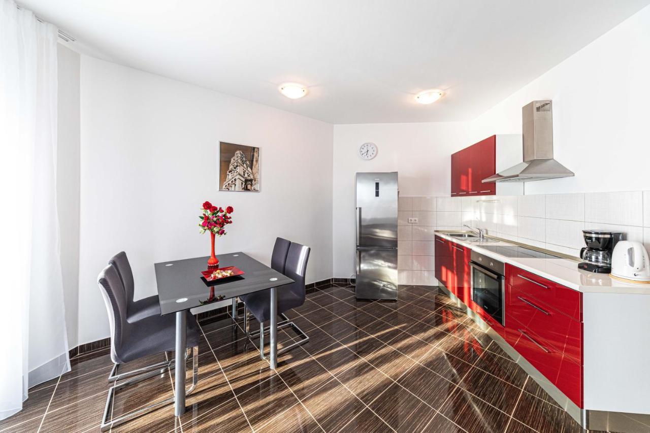Rajcic Apartments Rogoznica  Exteriör bild